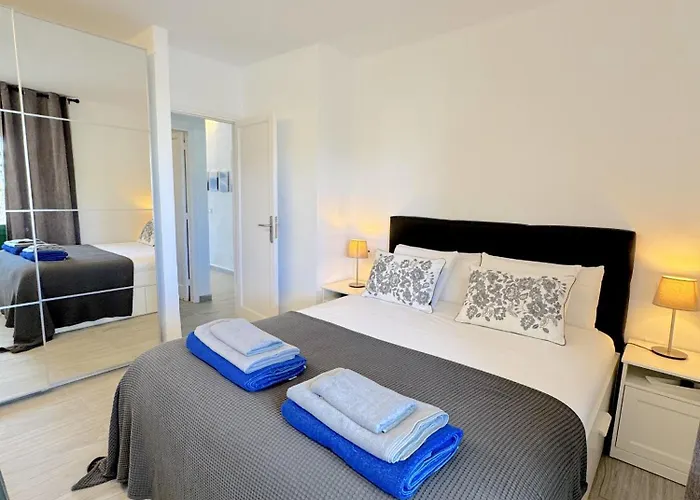 Casahost Tuscan Blue Pool View *